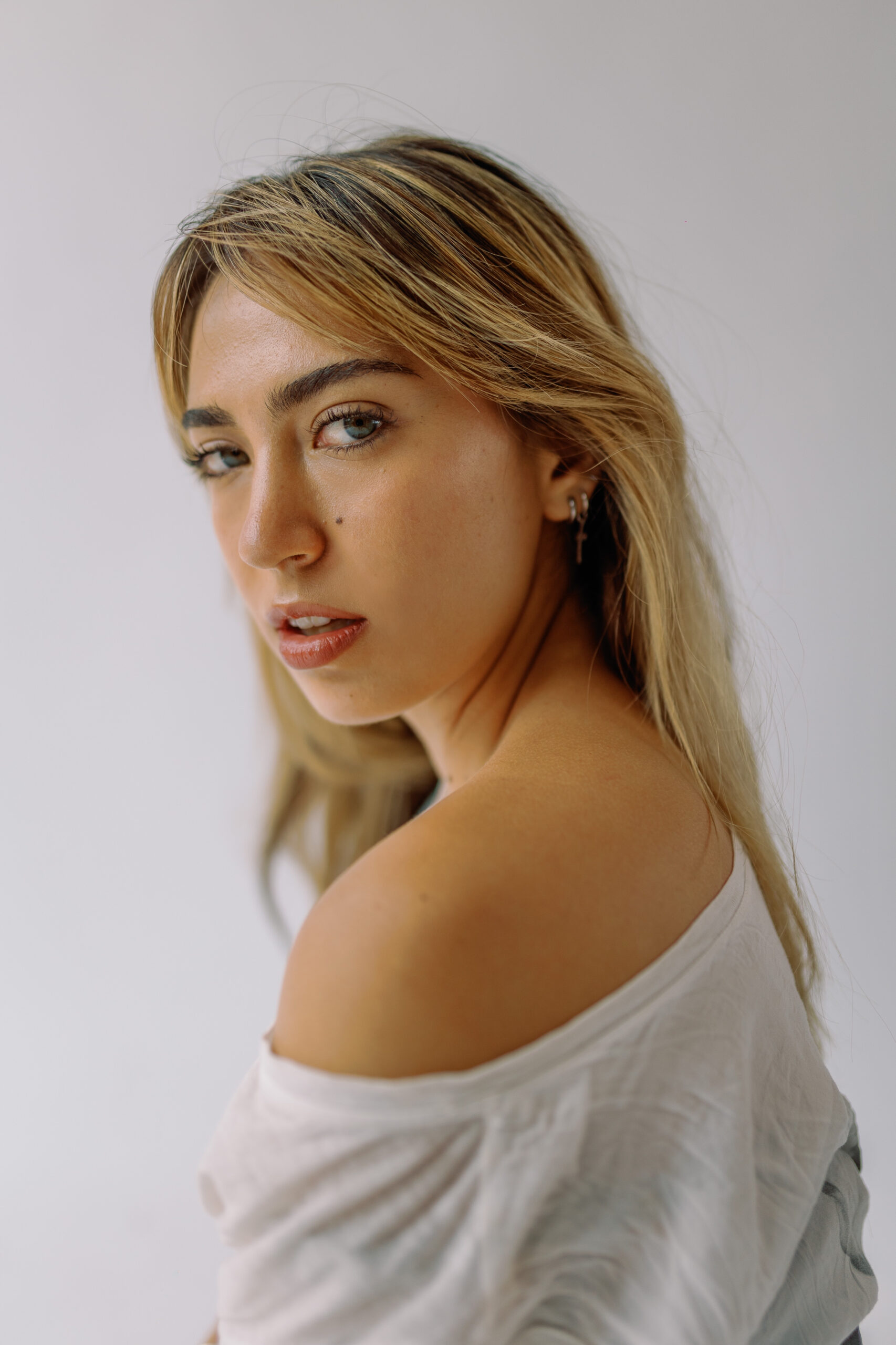 32C6DCA1-1C1C-4432-8447-504A8ED3F574